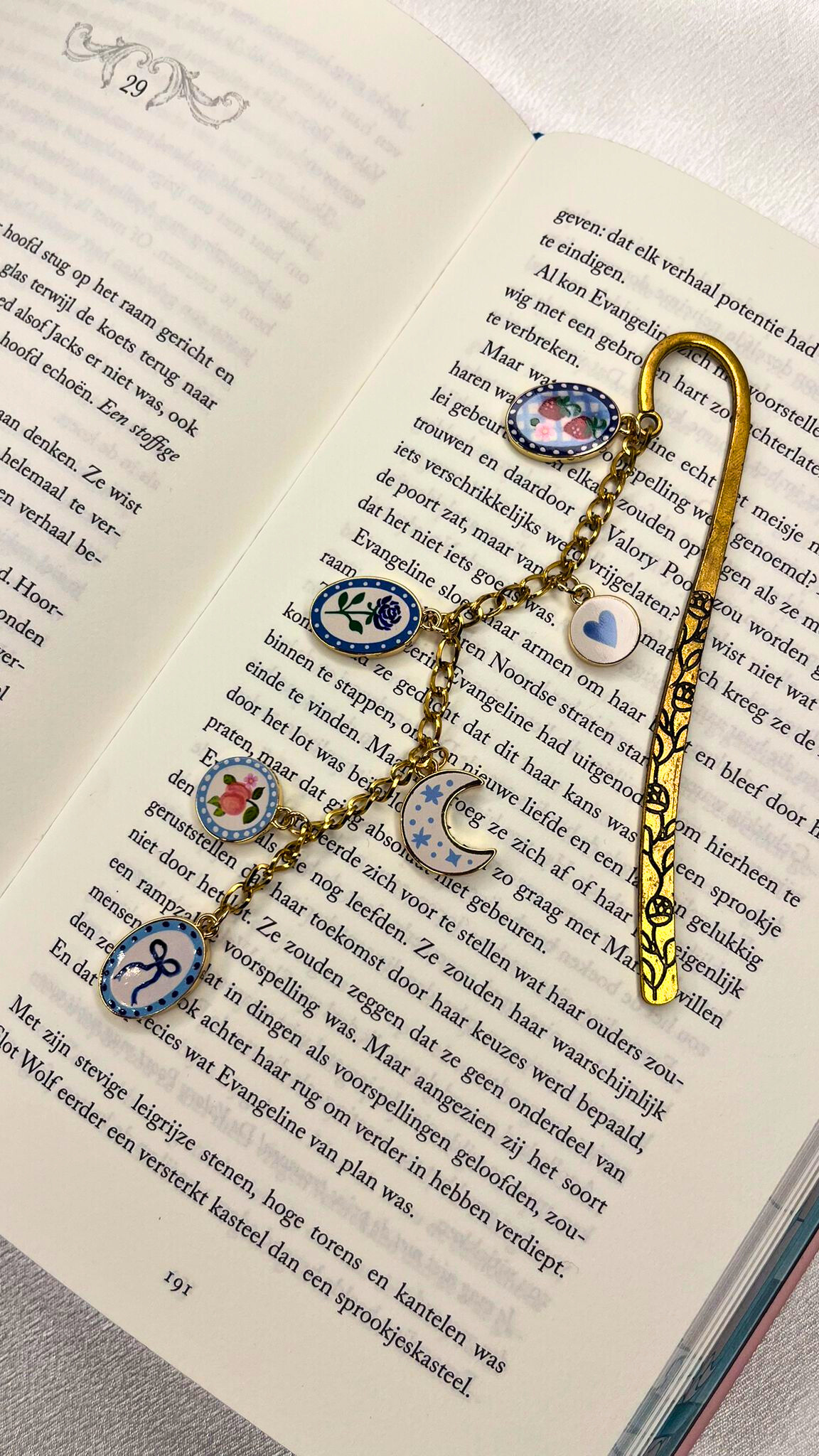 Boekenlegger Moonlit Charms